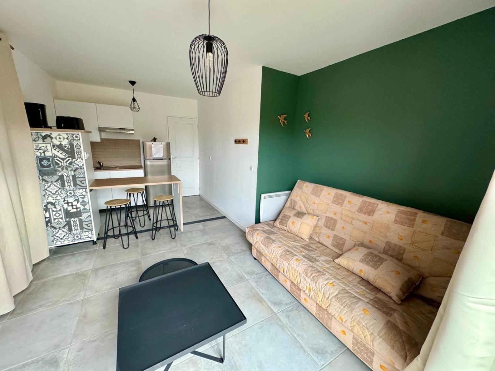 Studio Avec Exterieur Ombrage Saint-Marcel-lès-Valence Eksteriør billede